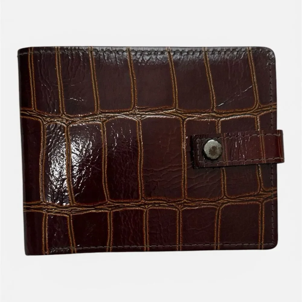 Men's Brown Crocodile Pattern Bifold Wallet w/ Snap Button Strap Closure